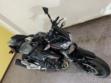 カワサキ Z400 店頭現車無し、要取り寄せ車両。 3