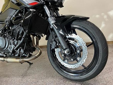 カワサキ Z400 店頭現車無し、要取り寄せ車両。 8