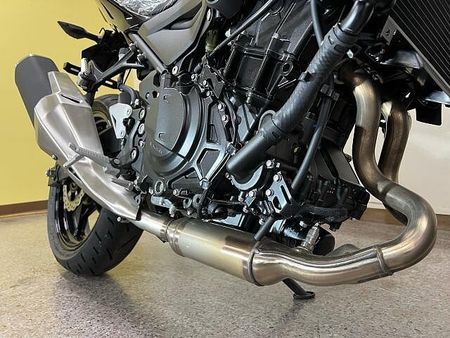 カワサキ Z400 店頭現車無し、要取り寄せ車両。 10