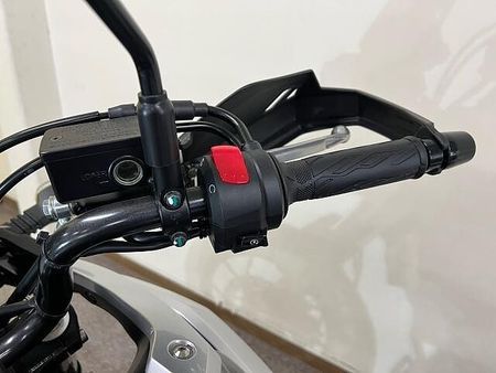 スズキ Vストローム250 39