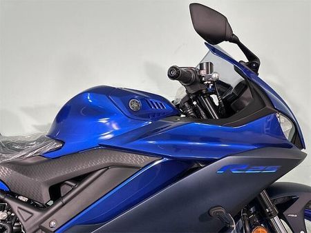 ヤマハ YZF-R25 新車購入用品サポートキャンペーン2024年4月25日まで 3