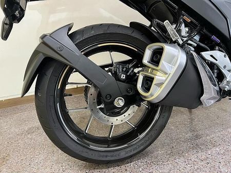 スズキ ジクサー SF250 18