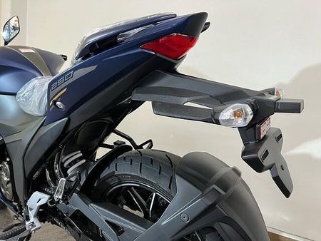 スズキ ジクサー SF250 23