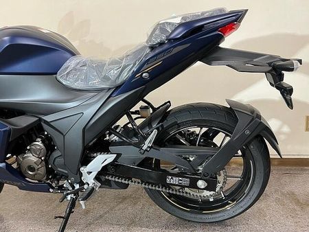スズキ ジクサー SF250 24