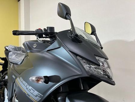 スズキ ジクサー SF250 5