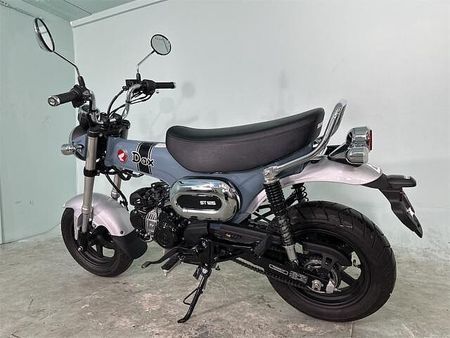 ホンダ ダックス125 27