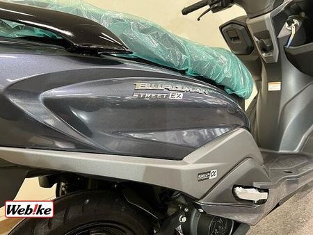 スズキ バーグマンストリート125EX 11