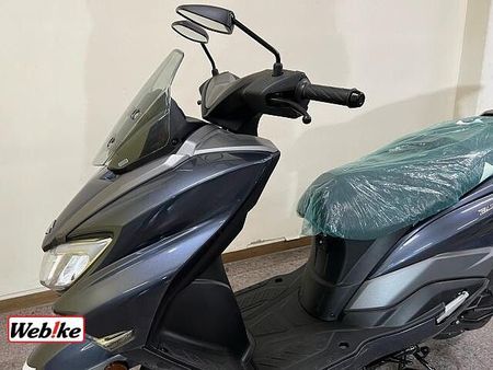 スズキ バーグマンストリート125EX 27