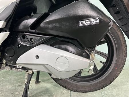 ホンダ PCX125 27