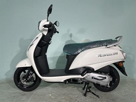 スズキ アドレス125 21