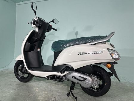 スズキ アドレス125 22