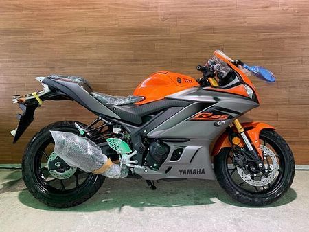 ヤマハ YZF-R25 新車購入用品サポートキャンペーン2024年4月25日まで 1