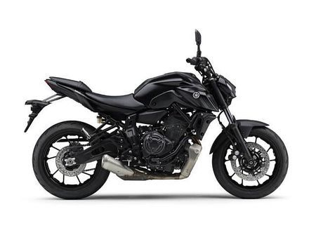 ヤマハ MT-07 メーカー小売希望価格¥836,000- 1