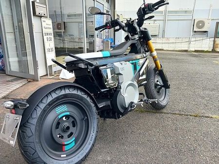 BMW CE 02 6