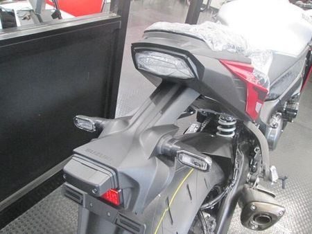 スズキ GSX-S1000 即納できます!!安心のアフターサービスをお約束いたします 8