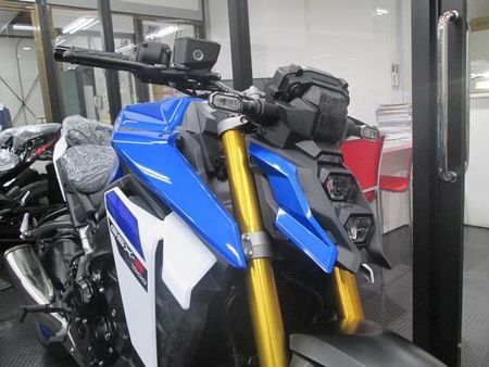 スズキ GSX-S1000 即納できます!!安心のアフターサービスをお約束いたします 13