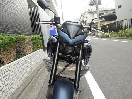 ヤマハ MT-25 エンジン特性はそのままに精悍なフロントマスクに強靭な足回り! 8
