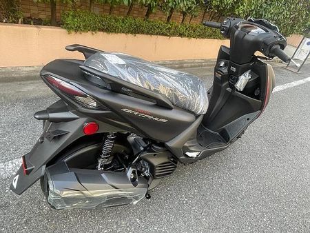 ヤマハ シグナス グリファス 入荷の少ないグリファスです!新色マッドブラック即納です!! 17