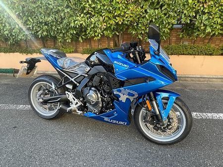 スズキ GSX-8R 今年の新機種で話題のGSX-8Rの入荷です! 1