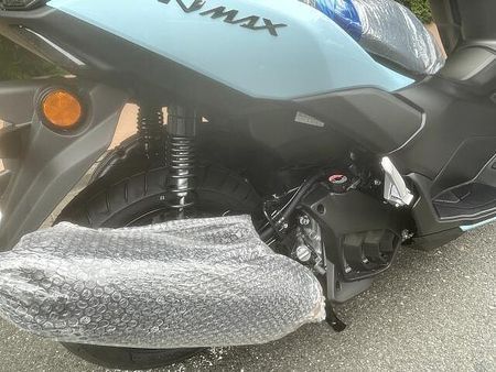 ヤマハ NMAX 155 話題の新型N-MAX155の入荷です!快適に走れるパワフルエンジン搭載!! 21