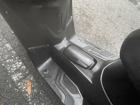 ヤマハ BWS(ビーウィズ) 希少なBW’S50の入荷です!大柄な車体で乗りやすい車両です!!スタイルもワイルドです!! 11