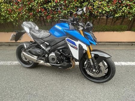 スズキ GSX-S1000 最新のGSX-S1000の入荷!メーターがカラー液晶にグレードアップしました!速いです! 1