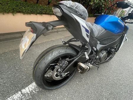 スズキ GSX-S1000 最新のGSX-S1000の入荷!メーターがカラー液晶にグレードアップしました!速いです! 11