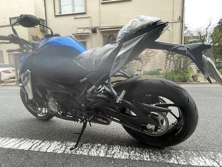 スズキ GSX-S1000 最新のGSX-S1000の入荷!メーターがカラー液晶にグレードアップしました!速いです! 9