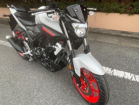 ヤマハ MT-25 走行少ないMT-25の入荷です!!中型入門の方でも安心してお乗りいただける車両です! 4