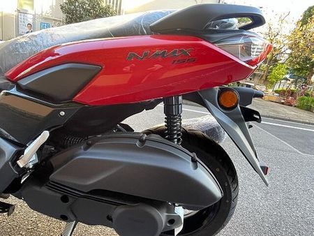 ヤマハ NMAX 155 レッドが際立つ!N-MAX155!豪華機能満載のスマートキーモデルです!上質な走りです!! 14
