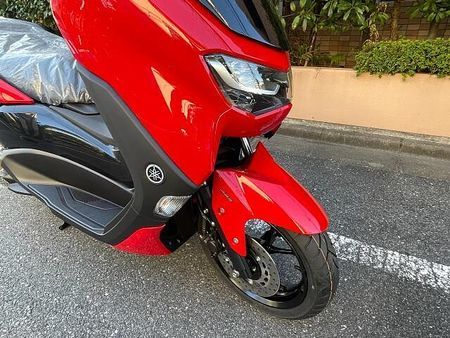 ヤマハ NMAX 155 レッドが際立つ!N-MAX155!豪華機能満載のスマートキーモデルです!上質な走りです!! 3