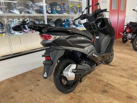 スズキ バーグマンストリート125EX 全国発送出来ます!お気軽にお問合せください! 4