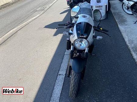 スズキ SV650X SV650X2023年モデルABSマットソードシルバーメタリック新車展示即納車有ります! 8