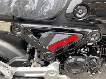 ホンダ グロム グロム 2023モデル アステロイドブラックメタリック展示即納車有ります! 13