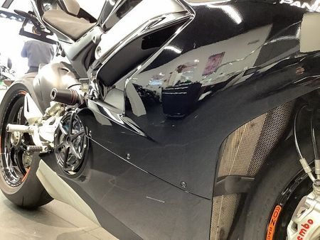 ドゥカティ PANIGALE V4 パニガーレV4 OZレーシングホイール 25
