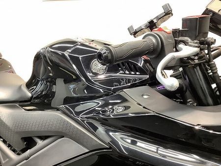 ヤマハ YZF-R25 YZF-R25 ABS マルチバー装備 18