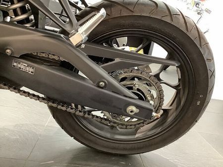 ヤマハ YZF-R25 YZF-R25 ABS マルチバー装備 32