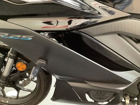 ヤマハ YZF-R25 YZF-R25 ABS マルチバー装備 34