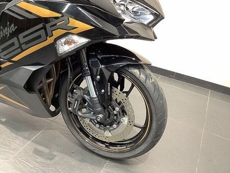 カワサキ ZX-25R Ninja ZX-25R SE USB/スマホホルダー/バーエンド!! 11