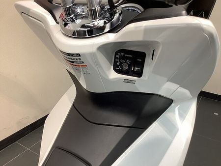 ホンダ PCX150 PCX150 ロングスクリーン/リアボックス 17