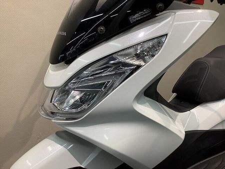 ホンダ PCX150 PCX150 ロングスクリーン/リアボックス 27