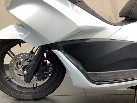 ホンダ PCX150 PCX150 ロングスクリーン/リアボックス 30
