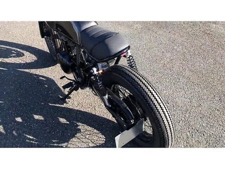 カワサキ 250TR 足つき良く乗りやすい! 24
