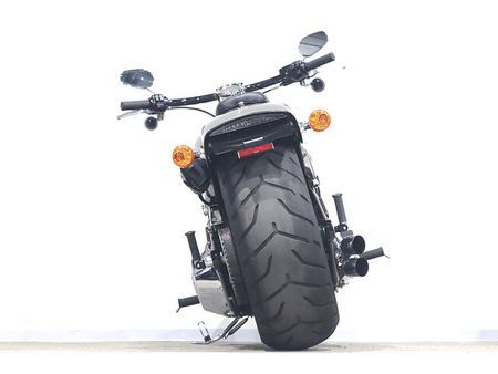 ハーレーダビッドソン FXSB SOFTAIL BREAKOUT 17
