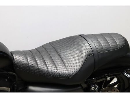 ハーレーダビッドソン XL883N SPORTSTER IRON 8