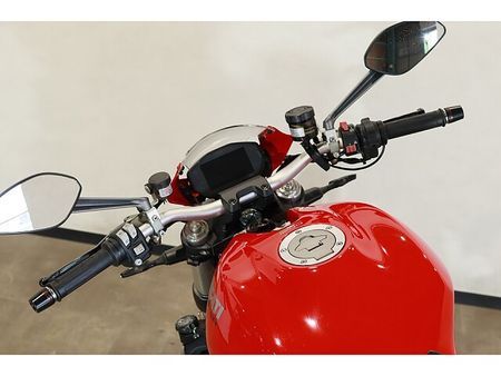 ドゥカティ MONSTER 1200S 30