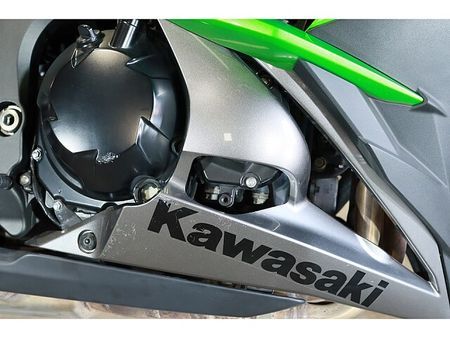 カワサキ ニンジャ 1000 (Z1000SX) メールでお問合せの際は、ronajapan@gmail.com までお気軽にどうぞ! 17