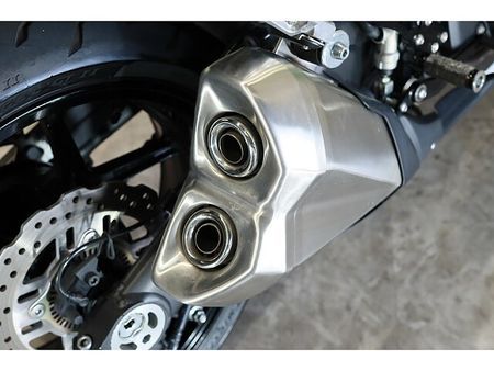 カワサキ ニンジャ 1000 (Z1000SX) メールでお問合せの際は、ronajapan@gmail.com までお気軽にどうぞ! 33