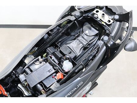 スズキ グラディウス650 メールでお問合せの際は、ronajapan@gmail.com までお気軽にどうぞ! 13