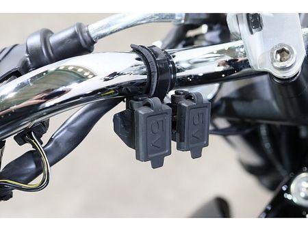 スズキ グラディウス650 メールでお問合せの際は、ronajapan@gmail.com までお気軽にどうぞ! 19